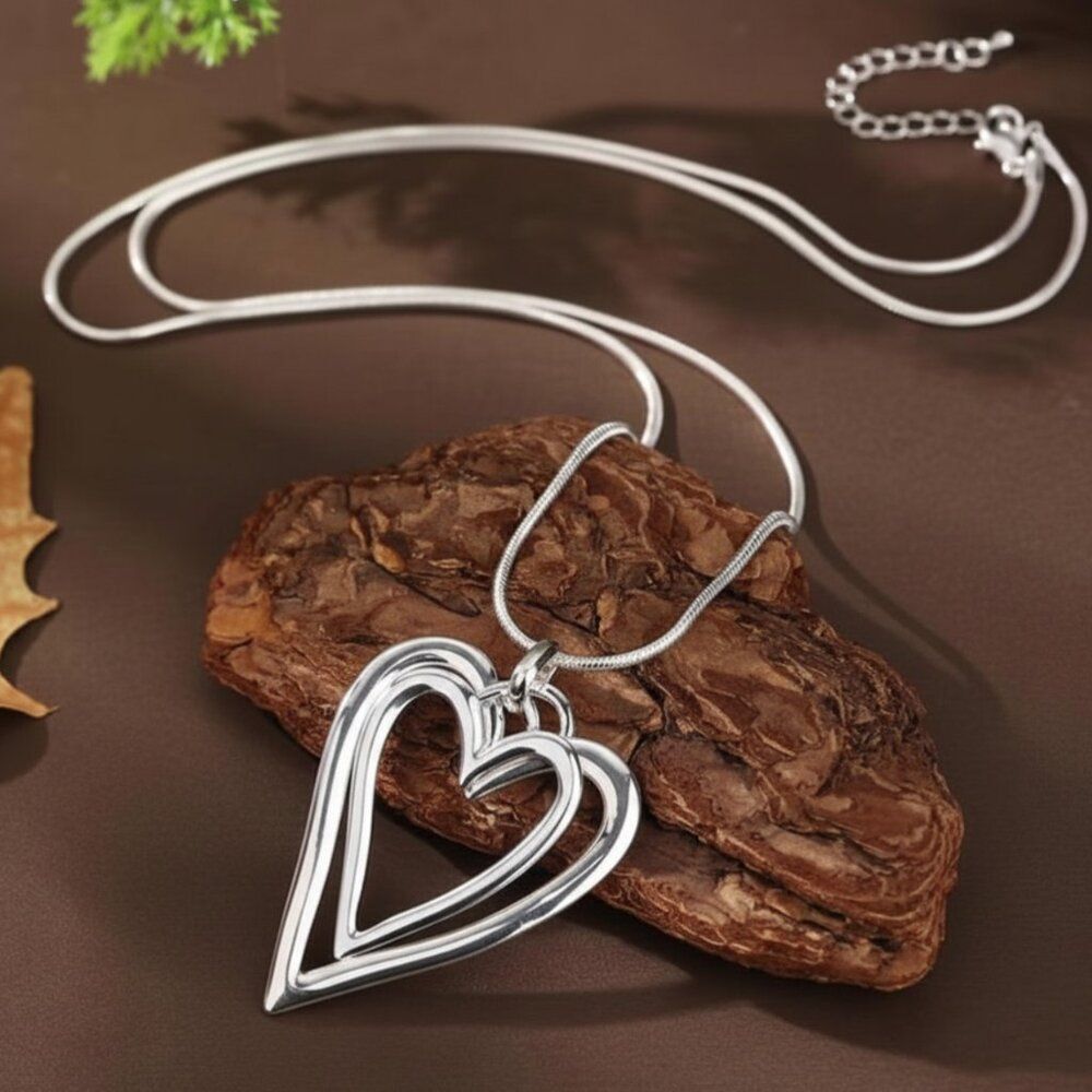 Minimalist Double-Layer Heart Pendant Necklace Sleek Modern Snake Chain Stacking